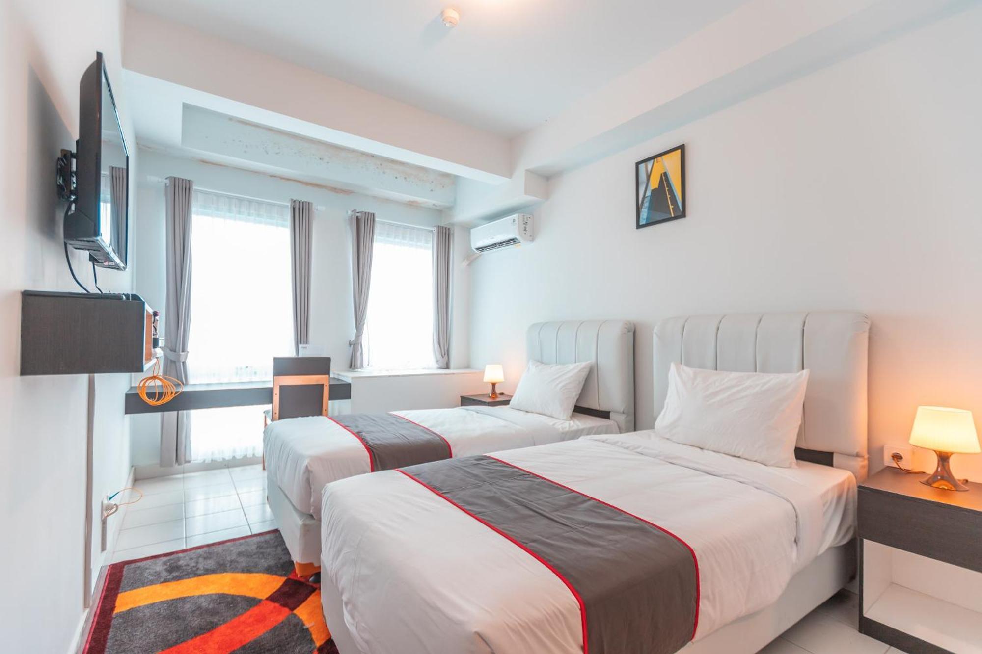 Capital O Urbano Hotel Bekasi Exterior foto